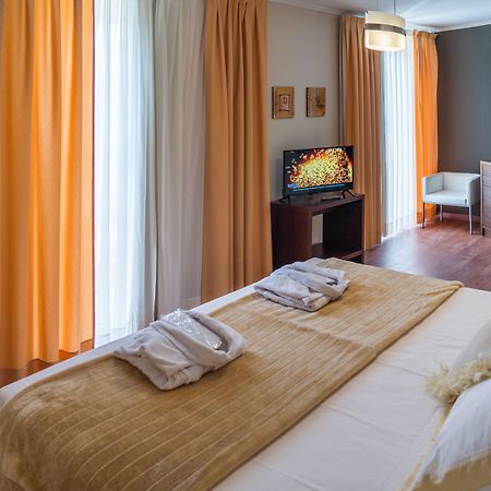 O Val Do Naseiro Hotel Viveiro Buitenkant foto