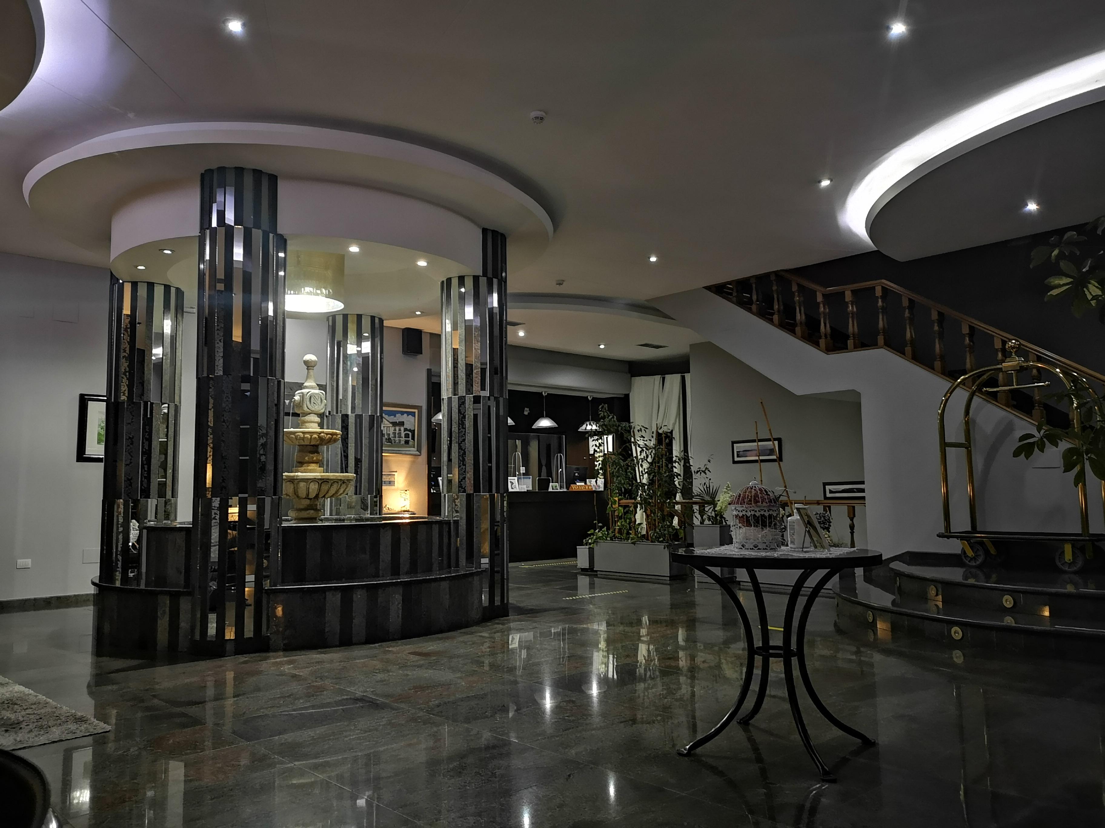 O Val Do Naseiro Hotel Viveiro Buitenkant foto