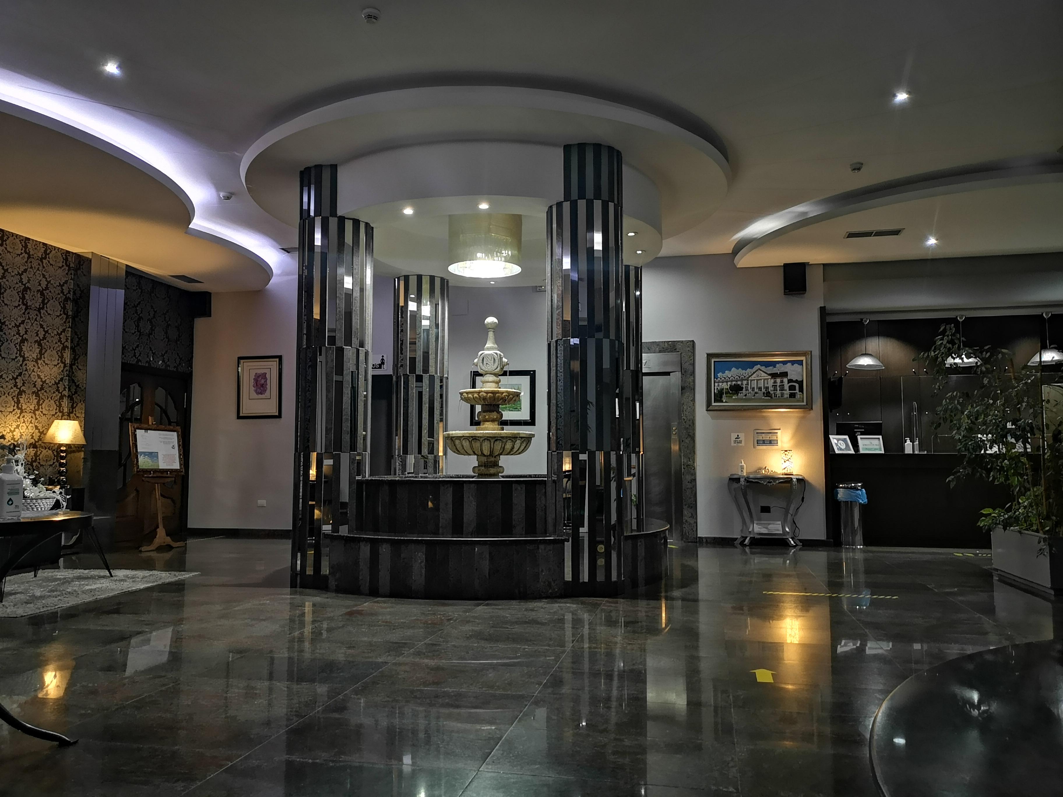 O Val Do Naseiro Hotel Viveiro Buitenkant foto